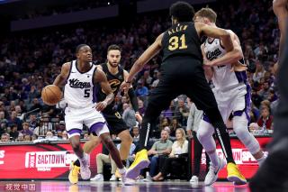 但通过权威 但通过权威