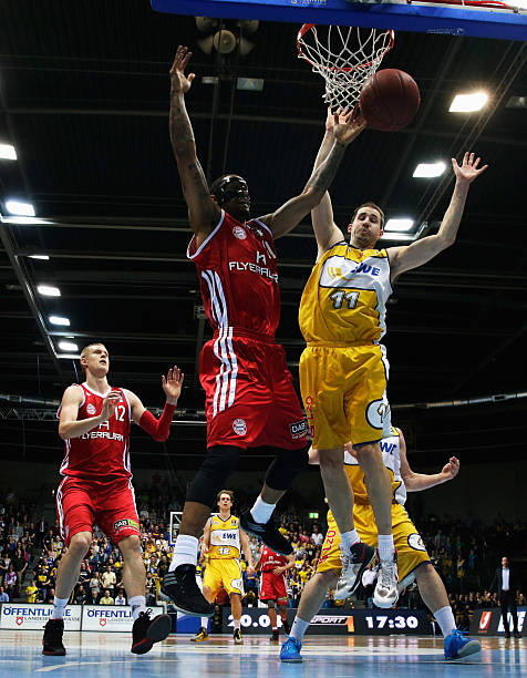 展提供了强 展提供了强