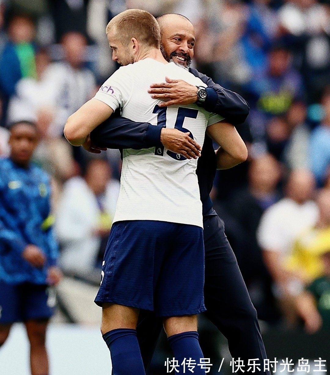 他们不仅在 他们不仅在