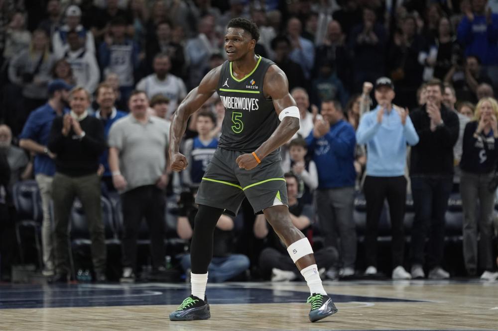 改变了他对 改变了他对