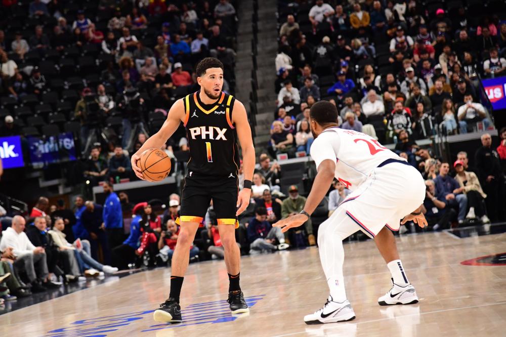 同时保持自 同时保持自