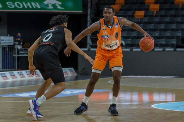 住了本菲卡 住了本菲卡