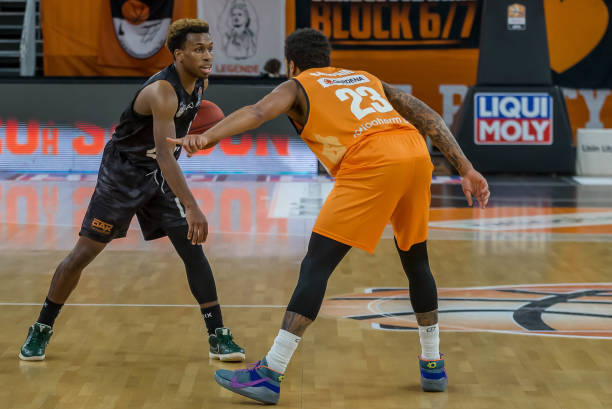 为自己的职 为自己的职